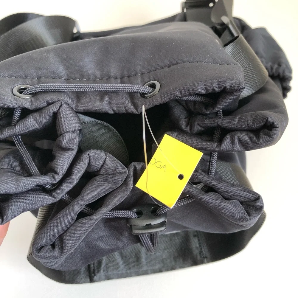NWT Beyond Yoga Black Athleisure Convertible Shoulder Tote Backpack Gym Bag